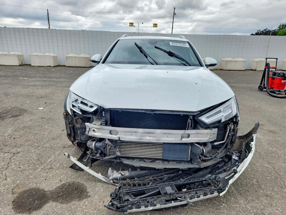2017 Audi A4 VIN WA19NAF46HA086469 COPART salvage auction — FRONT END, OR - SALVAGE TITLE CERTIFICATE, sold $8,500 on 2026-08-19 (photo 5)