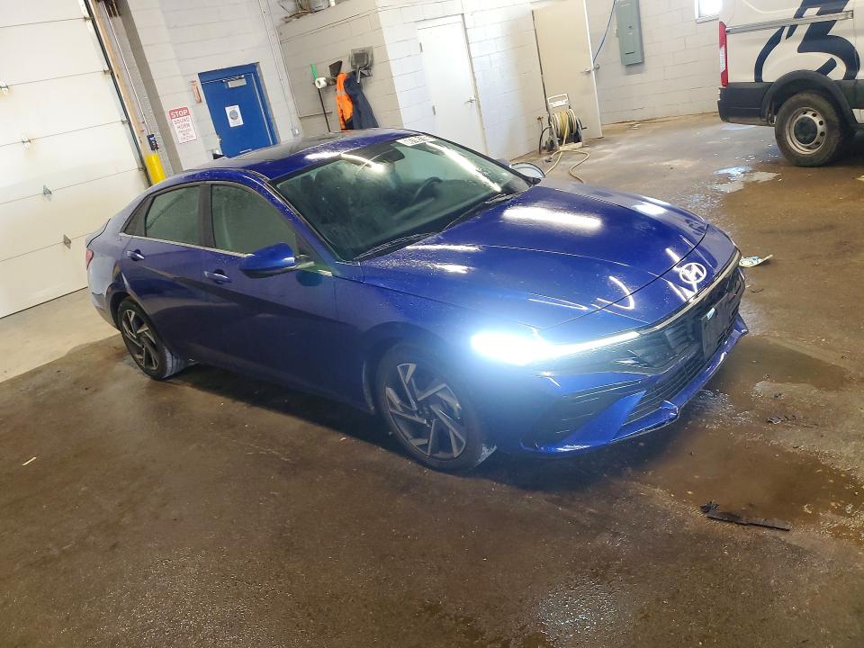2025 Hyundai Elantra VIN KMHLS4DG4SU897353 COPART salvage auction — WATER/FLOOD, FL - CERT OF TITLE-SLVG REBLD FLOOD (P), sold $6,500 on 2026-07-20 (photo 4)