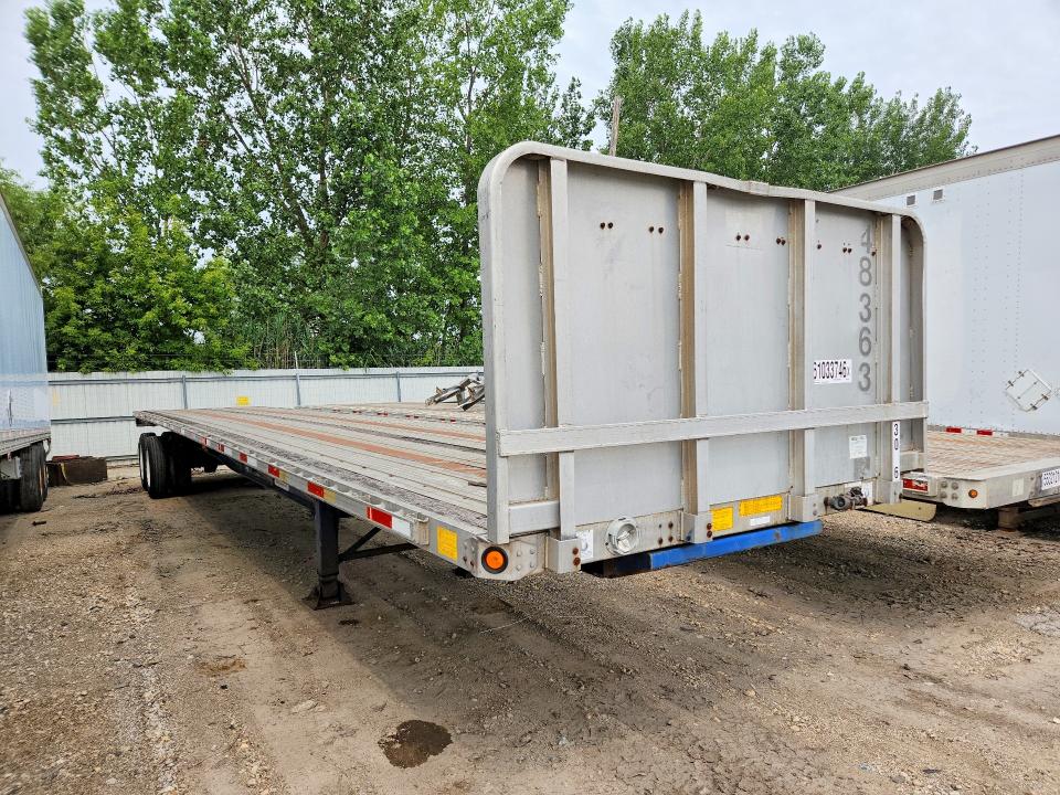 1999 Utility trailer manufacture Trailer VIN 1UYFS2485XA719802 — COPART salvage auction photo
