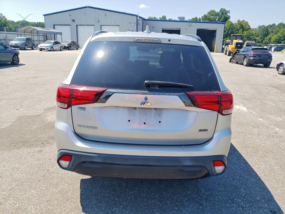 2020 Mitsubishi Outlander VIN JA4AD3A34LJ000708 COPART salvage auction — MECHANICAL, Va - Dealer Only Clean Title, sold $4,500 on 2026-09-14 (photo 6)
