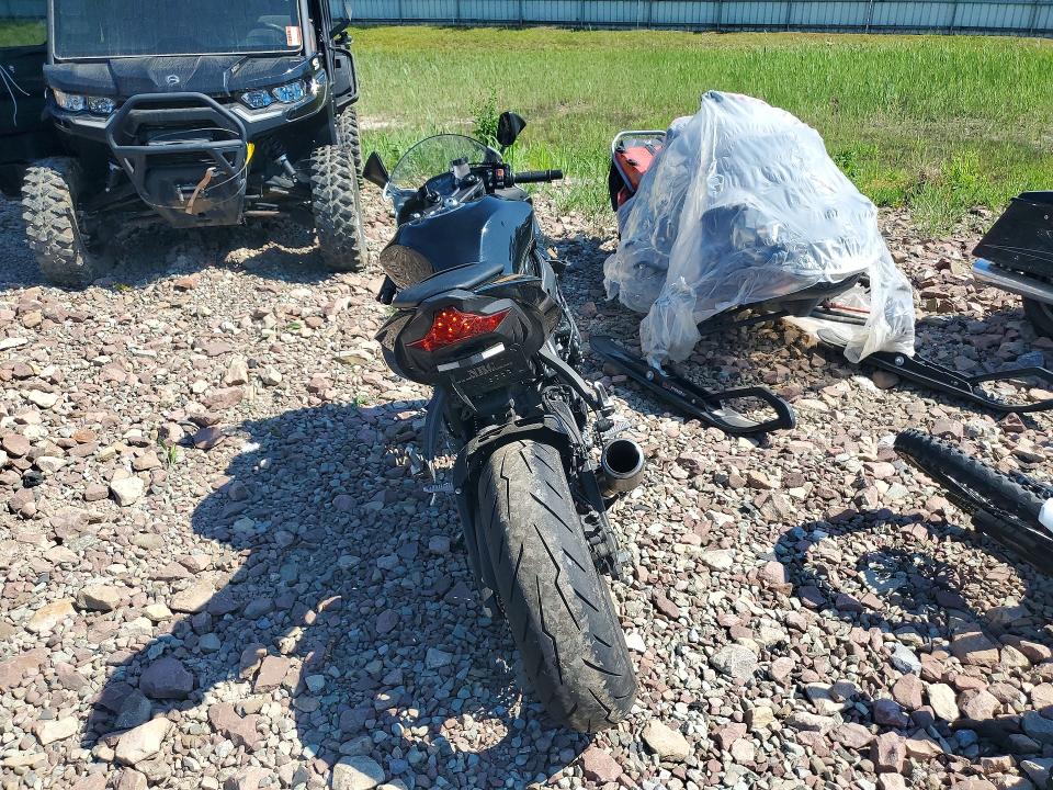 2026 Kawasaki Ninja VIN JKBZXJK10TA014662 COPART salvage auction — FRONT END, NY - MV-907A SALVAGE CERTIFICATE, sold $1,550 on 2026-07-27 (photo 4)