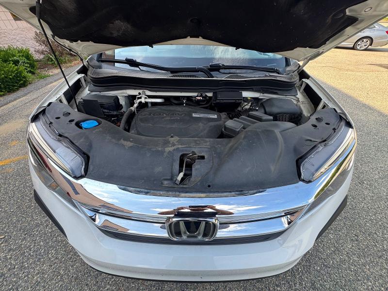 2020 Honda Pilot VIN 5FNYF6H51LB046740 COPART salvage auction — NORMAL WEAR, Wv - Certificate Of Title (P), sold $10,400 on 2026-07-29 (photo 8)