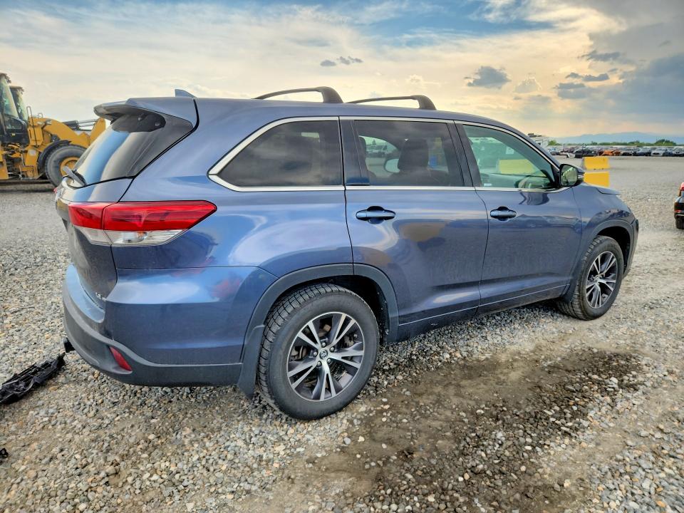 2018 Toyota Highlander VIN 5TDBZRFH4JS872938 COPART salvage auction — FRONT END, Co - Salvage Title, sold $575 on 2026-07-30 (photo 3)
