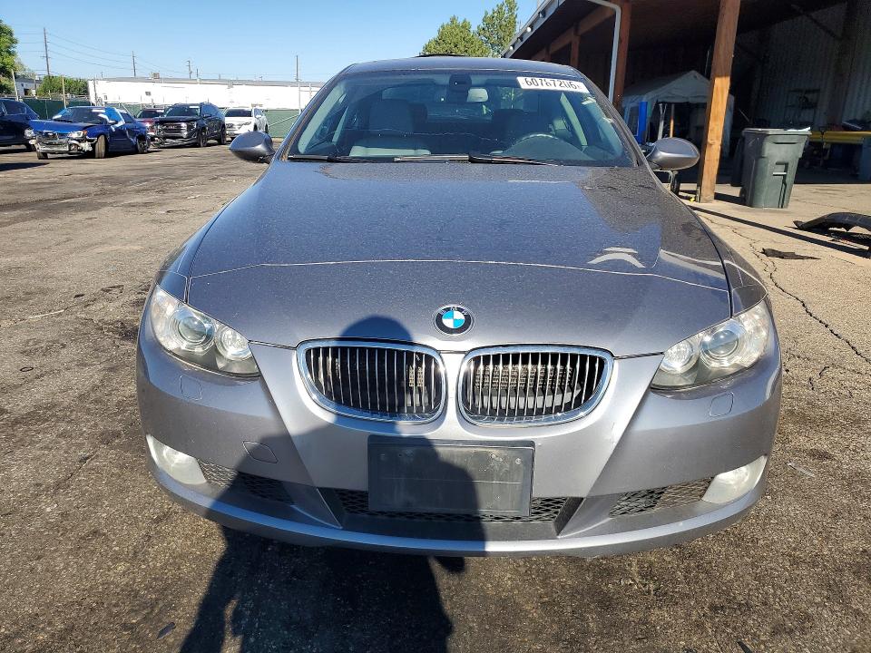 2007 BMW 3er VIN WBAWC33537PC86034 COPART salvage auction — HAIL, CO - SALVAGE TITLE (P), sold $2,350 on 2026-07-28 (photo 5)