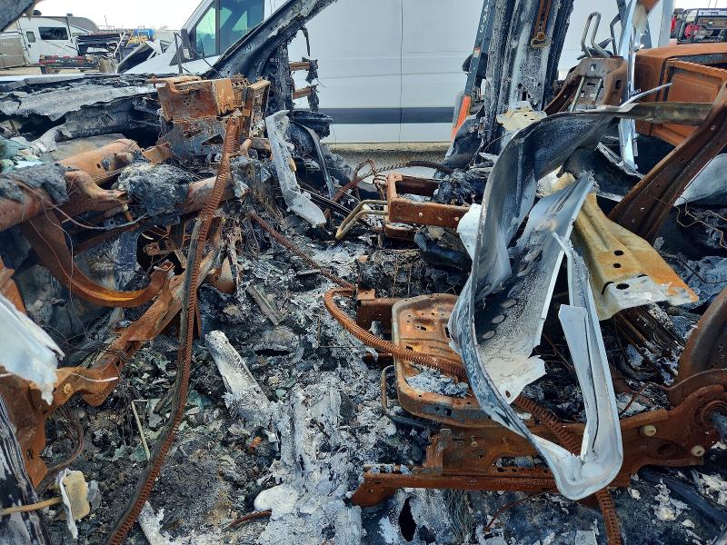 2025 Ford F-450 super duty VIN 1FD0W4HTXSEC20817 COPART salvage auction — Burn Interior, KS - NON-REPAIRABLE VEHICLE CERTIFI, sold $9,600 on 2026-09-01 (photo 7)