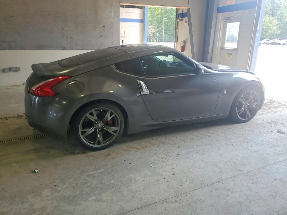 2010 Nissan 370z VIN JN1AZ4EHXAM501653 COPART salvage auction — NORMAL WEAR, Va - Certificate Of Title, sold $2,800 on 2026-07-31 (photo 3)