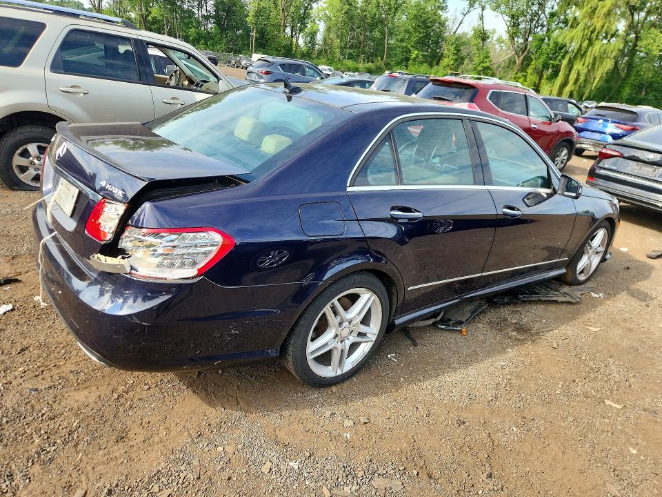 2011 Mercedes-benz E-class VIN WDDHF8HB5BA368277 COPART salvage auction — REAR END, CT - CERT OF TITLE-SALVAGE, sold $700 on 2026-07-24 (photo 3)