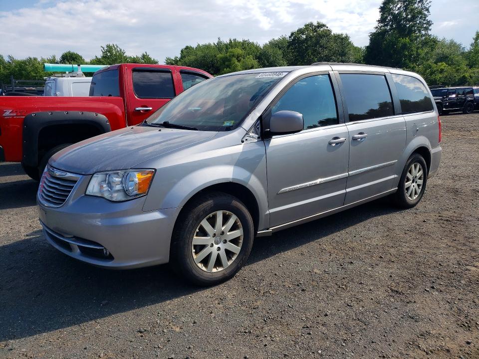 2016 Chrysler Voyager VIN 2C4RC1BG3GR247706 COPART salvage auction — MINOR DENT/SCRATCHES, Vt - Certificate Of Title (P), sold $1,400 on 2026-07-23 (photo 1)