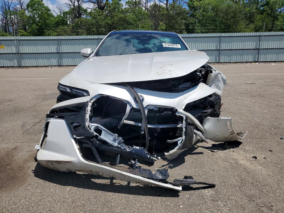2025 BMW 7er VIN WBA33EH05SCU74076 COPART salvage auction — FRONT END, Ny - Mv-907A Salvage Certificate, sold $22,600 on 2026-08-10 (photo 5)