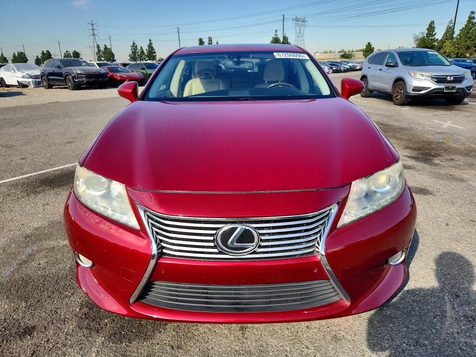 2013 Lexus ES VIN JTHBK1GG6D2012982 COPART salvage auction — REAR END, Ca - Salvage Certificate, sold $3,500 on 2026-08-02 (photo 5)