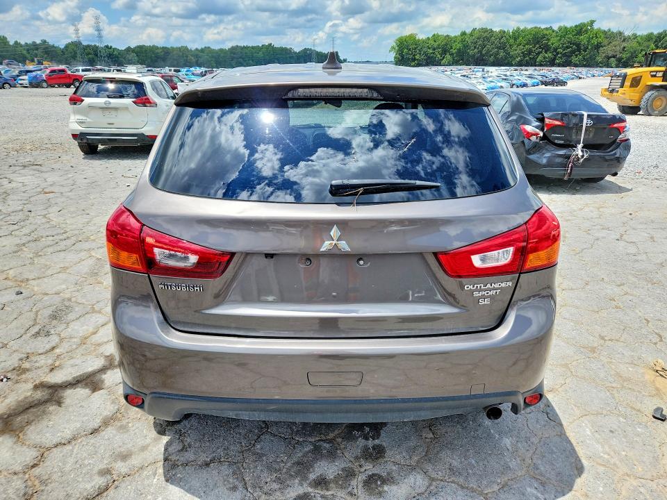 2017 Mitsubishi Outlander VIN JA4AR3AW5HZ048643 COPART salvage auction — NORMAL WEAR, Tn - Certificate Of Title, sold $3,200 on 2026-07-30 (photo 6)