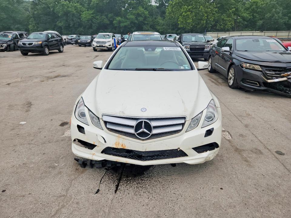 2010 Mercedes-benz E-class VIN WDDKJ7CB1AF043598 COPART salvage auction — FRONT END, Pa - Certificate Of Salvage, sold $825 on 2026-08-13 (photo 5)