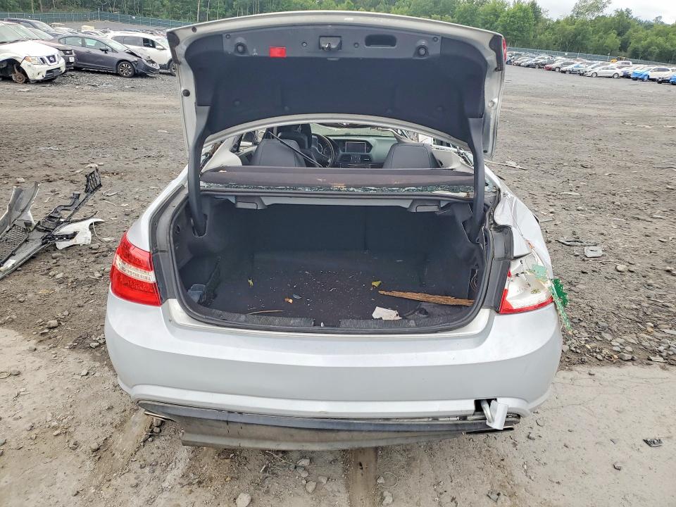 2010 Mercedes-benz E-klasse VIN WDDKJ7CB6AF037893 COPART salvage auction — ALL OVER, PA - CERT OF SALV-R=RECONSTRUCTED, sold $90 on 2026-08-12 (photo 6)