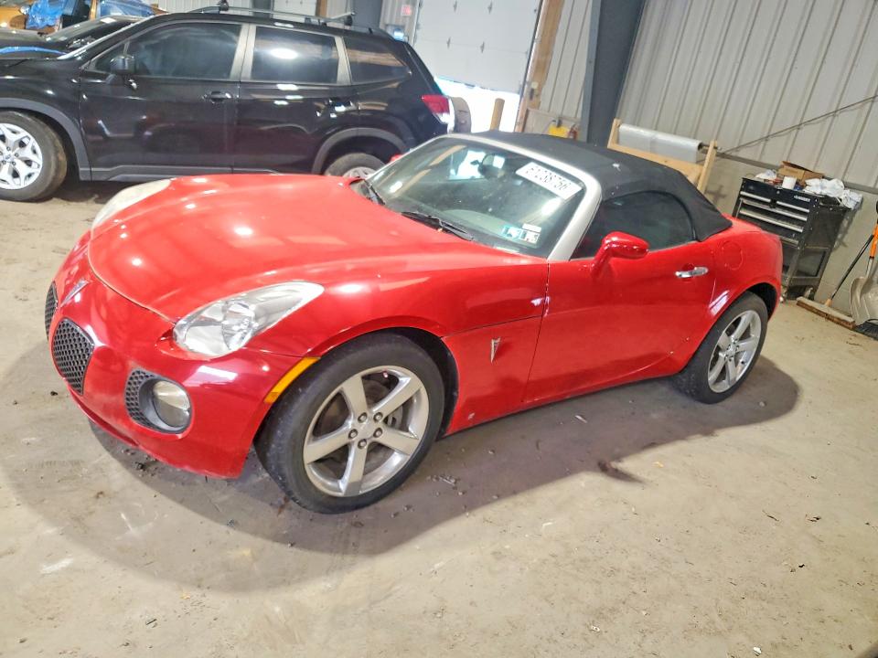 2007 Pontiac Solstice VIN 1G2MG35X07Y131529 COPART salvage auction — MINOR DENT/SCRATCHES, PA - CERT OF TITLE, sold $2,600 on 2026-07-29 (photo 1)