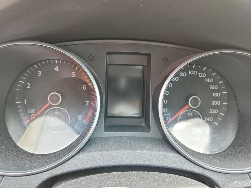 2013 Volkswagen VIN WVWDA7AJ9DW119117 COPART salvage auction — SIDE, ON - PERMIT NO BRAND - UNFIT, sold $775 on 2026-07-14 (photo 9)