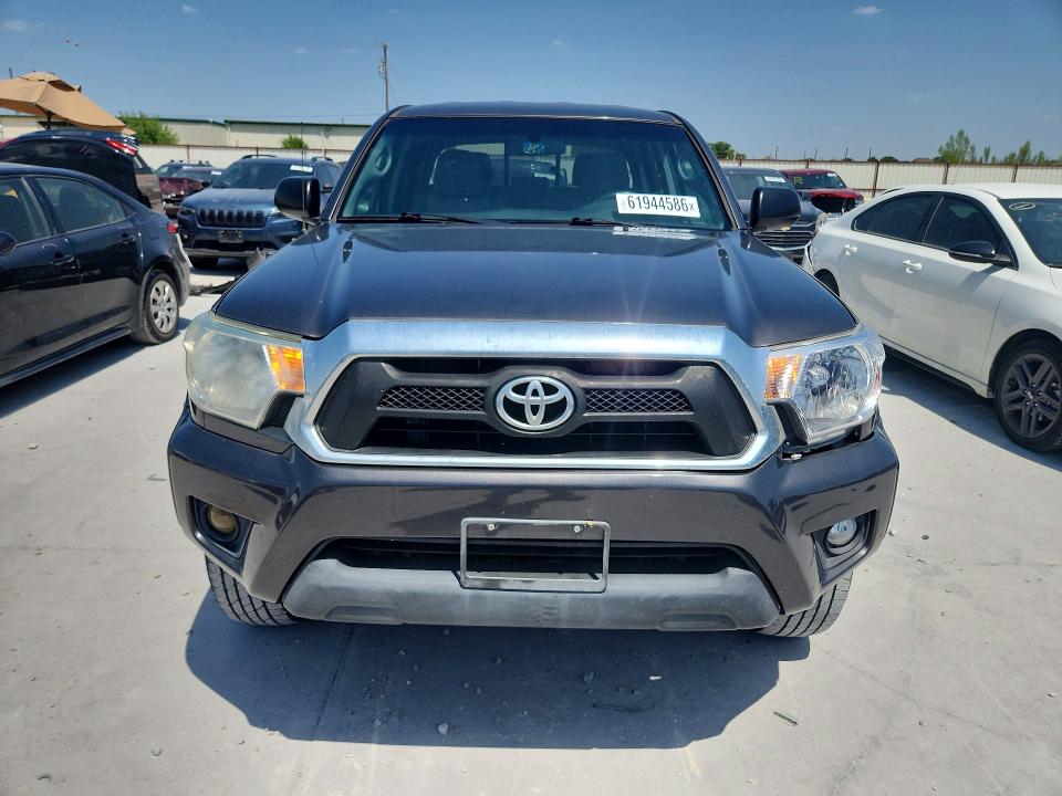 2015 Toyota Tacoma VIN 5TFJU4GN6FX087775 COPART salvage auction — NORMAL WEAR, TX - CERTIFICATE OF TITLE, sold $1,800 on 2026-07-24 (photo 5)