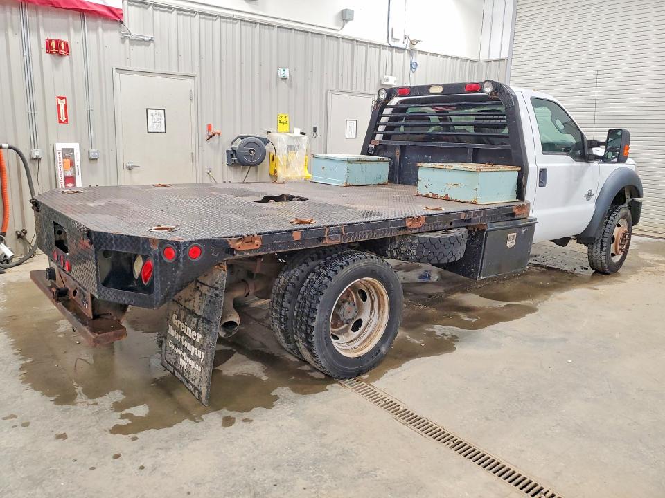 2012 Ford F-550 super duty VIN 1FDUF5HT2CEA35301 COPART salvage auction — NORMAL WEAR, WY - CERTIFICATE OF TITLE, sold $700 on 2026-07-29 (photo 3)