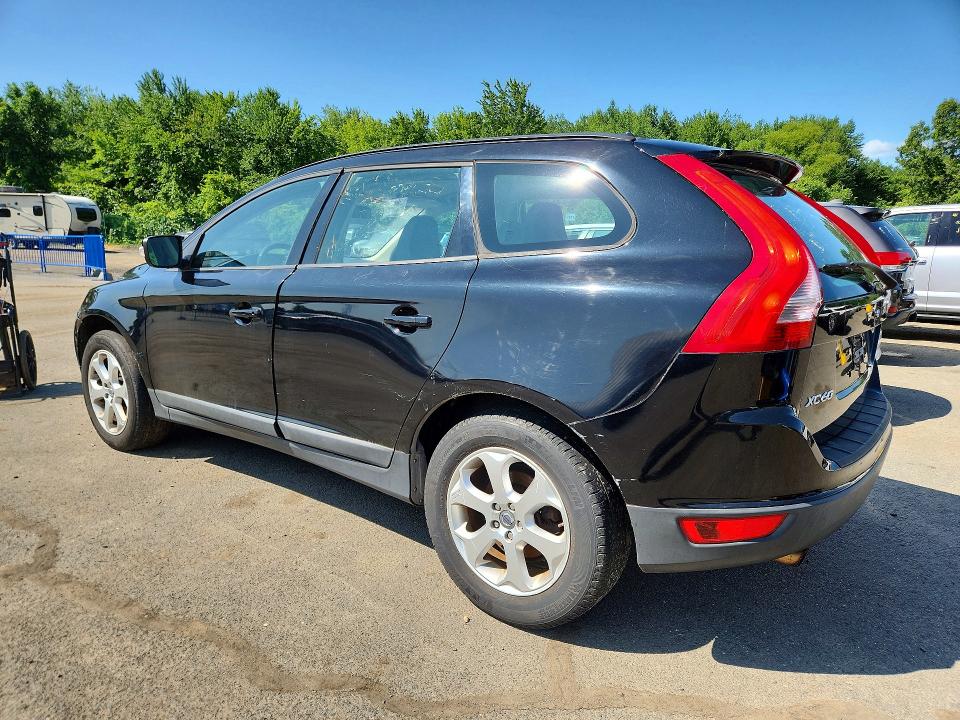 2013 Volvo Xc60 VIN YV4940DZ6D2452546 COPART salvage auction — MINOR DENT/SCRATCHES, CT - CERTIFICATE OF TITLE (P), sold $1,550 on 2026-07-27 (photo 2)