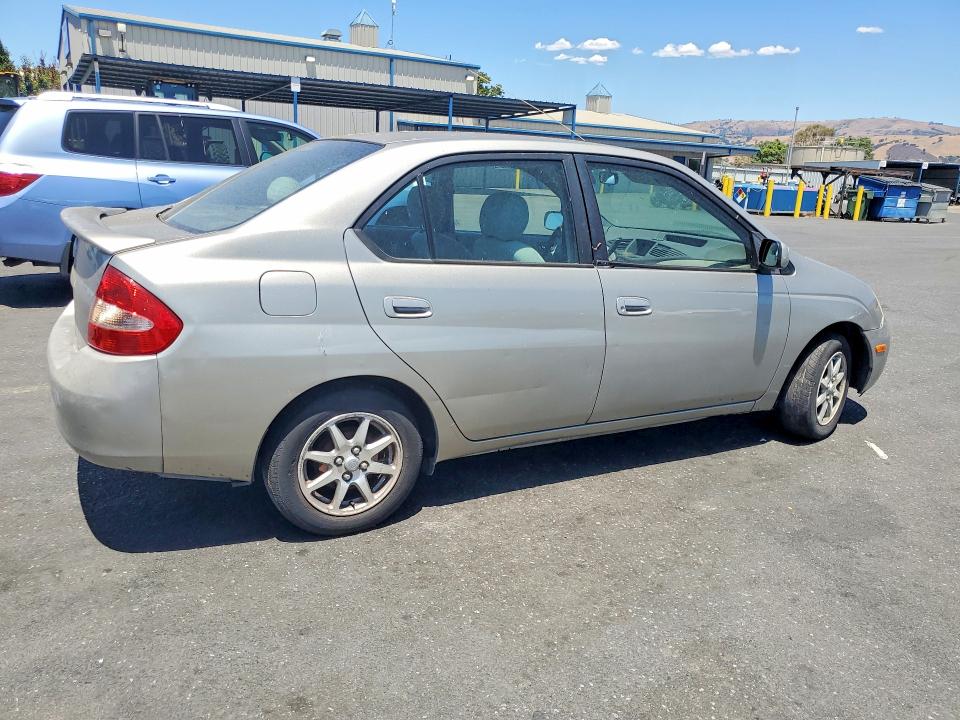 2001 Toyota Prius VIN JT2BK12U310006877 COPART salvage auction — MINOR DENT/SCRATCHES, CA - DIS/DLR/EXP ONLY CLEAN TITLE, sold $500 on 2026-07-28 (photo 3)