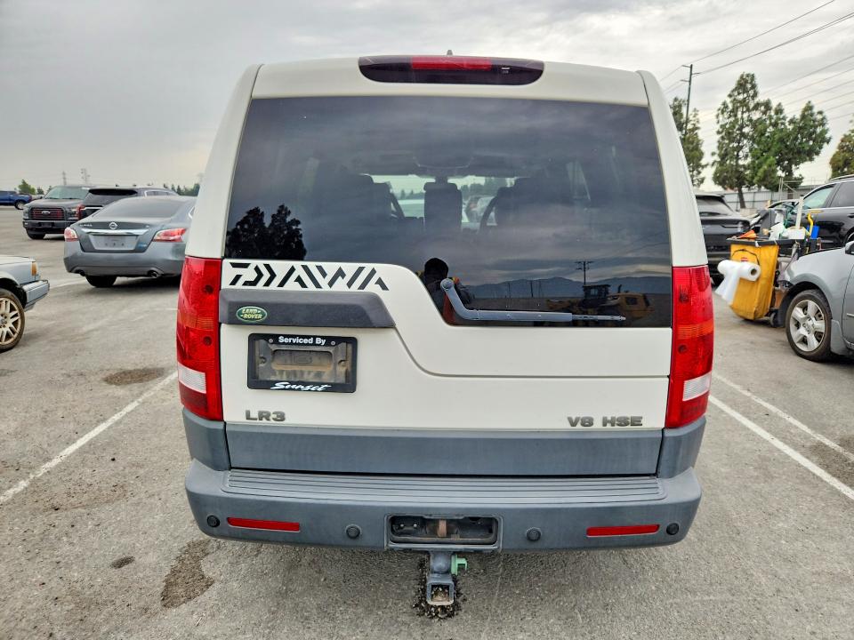 2007 Land rover Lr3 VIN SALAG25457A416856 COPART salvage auction — NORMAL WEAR, CA - DIS/DLR/EXP ONLY CLEAN TITLE, sold $225 on 2026-07-23 (photo 6)