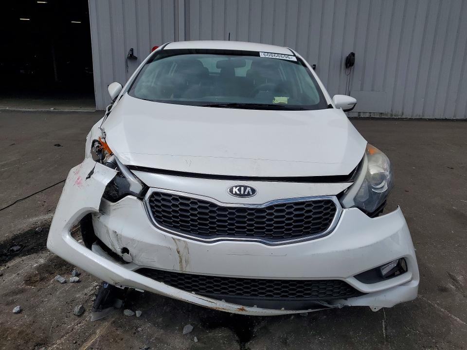 2016 Kia Forte VIN KNAFK5A8XG5588781 COPART salvage auction — FRONT END, Fl - Cert Of Title Slvg Rebuildable, sold $1,300 on 2026-07-22 (photo 5)