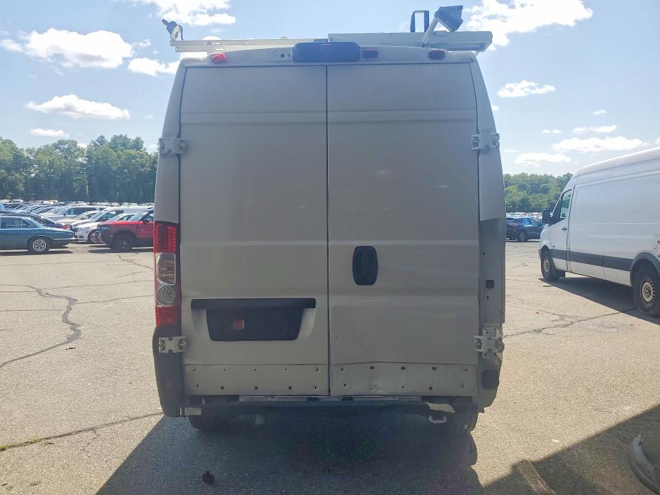 2024 Ram Promaster 2500 VIN 3C6LRVDG3RE106266 COPART salvage auction — FRONT END, RI - CERTIFICATE OF TITLE, sold $11,300 on 2026-07-14 (photo 6)