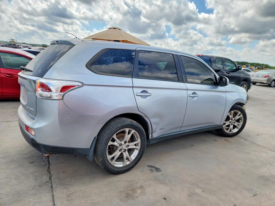 2014 Mitsubishi Outlander VIN JA4AD3A37EZ001842 COPART salvage auction — FRONT END, Tx - Salvage Vehicle Title, sold $925 on 2026-07-27 (photo 3)