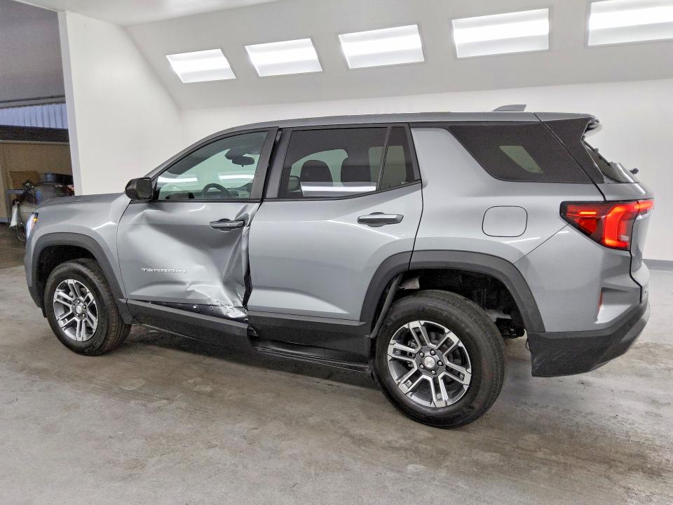 2026 Gmc Terrain VIN 3GKALMEG2TL438698 COPART salvage auction — SIDE, FL - CERTIFICATE OF TITLE, sold $14,100 on 2026-07-27 (photo 2)