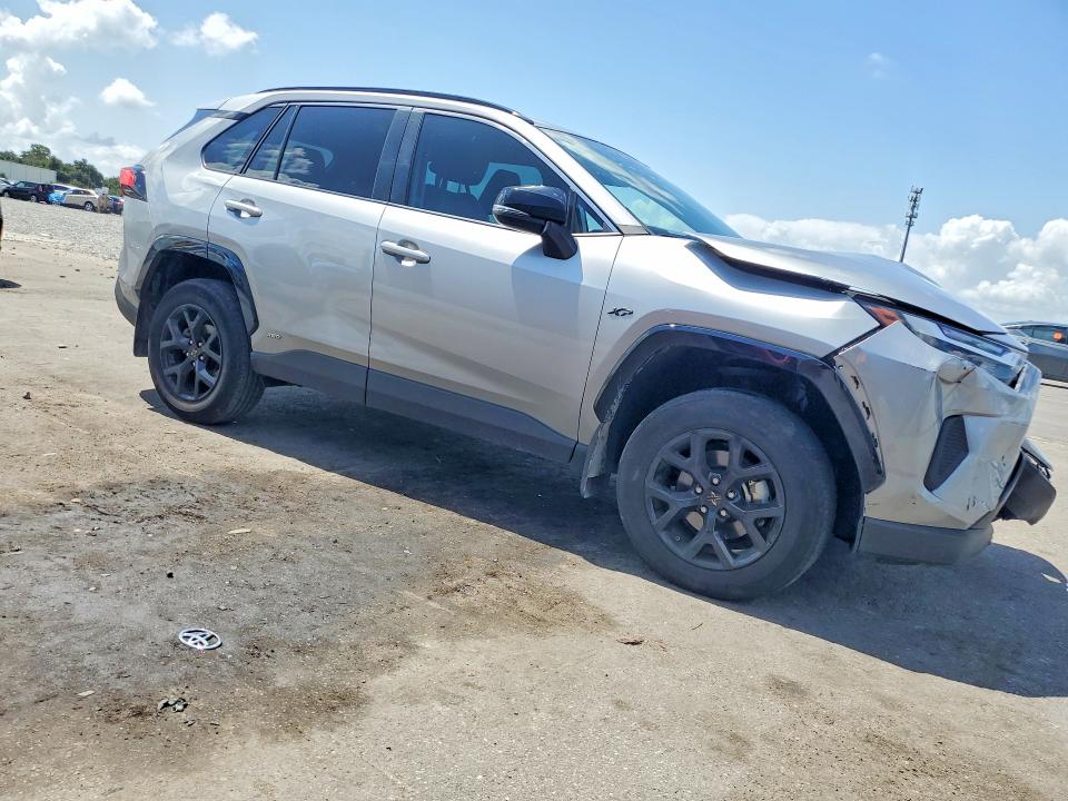 2024 Toyota Rav 4 VIN 2T3RWRFV0RW201421 COPART salvage auction — FRONT END, Fl - Cert Of Title Slvg Rebuildable, sold $10,900 on 2026-08-22 (photo 4)