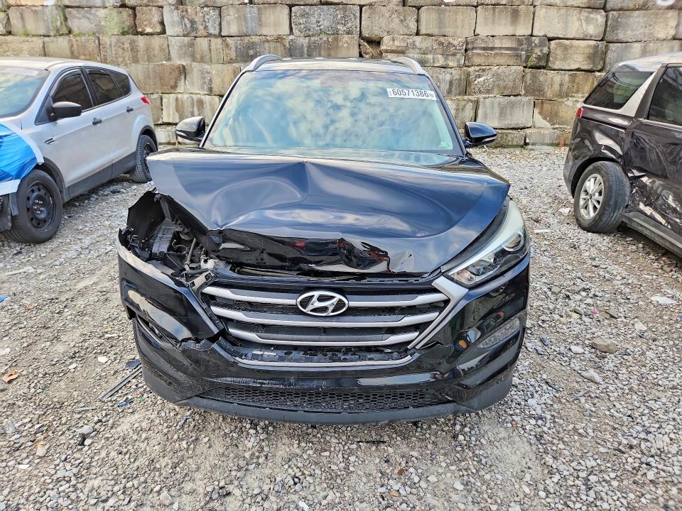 2017 Hyundai Tucson VIN KM8J33A46HU381299 COPART salvage auction — FRONT END, OH - CERTIFICATE OF TITLE, sold $750 on 2026-07-24 (photo 5)