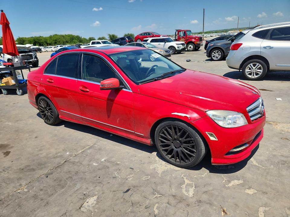 2011 Mercedes-benz C class VIN WDDGF5EB4BR183248 COPART salvage auction — MINOR DENT/SCRATCHES, TX - CERTIFICATE OF TITLE, sold $650 on 2026-07-09 (photo 4)
