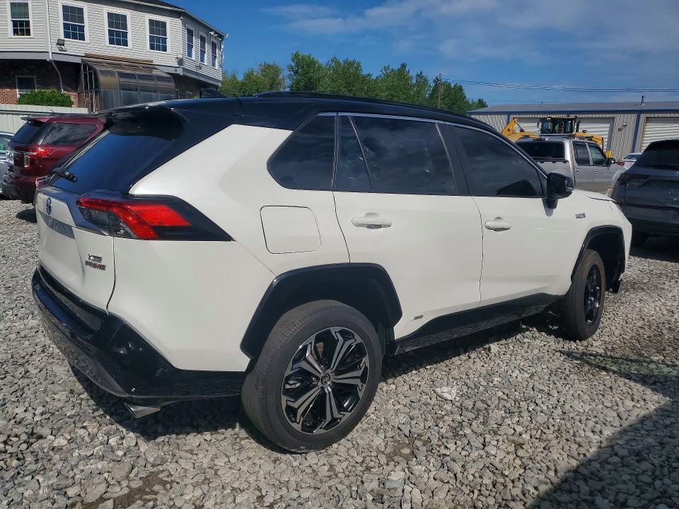 2021 Toyota Rav 4 VIN JTMFB3FV5MD012071 COPART salvage auction — FRONT END, ID - CERTIFICATE OF TITLE, sold $14,000 on 2026-08-28 (photo 3)