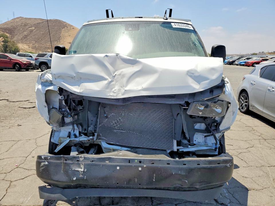 2025 Chevrolet Express VIN 1GCWGAFP7S1113098 COPART salvage auction — FRONT END, Ca - Dis/Dlr/Exp Only Clean Title (P), sold $7,100 on 2026-07-30 (photo 5)