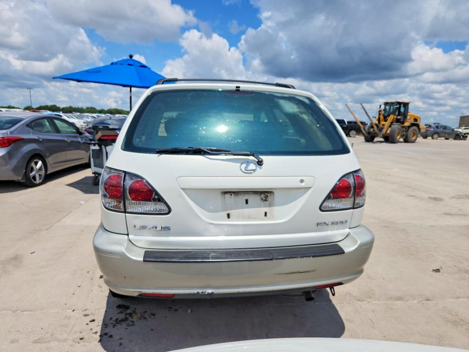 2002 Lexus Rx 300 VIN JTJGF10U520147758 COPART salvage auction — FRONT END, TX - SALVAGE VEHICLE TITLE (P), sold $175 on 2026-07-23 (photo 6)