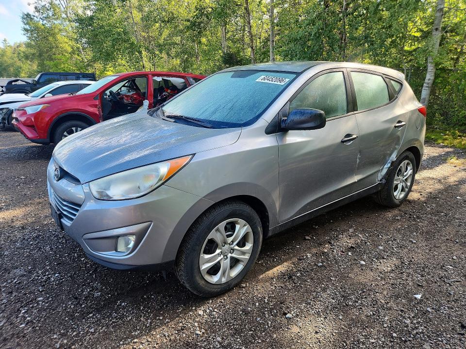 2011 Hyundai Tucson VIN KM8JT3AC9BU194959 COPART salvage auction — SIDE, ON - PERMIT NO BRAND - UNFIT, sold $1,150 on 2026-07-23 (photo 1)