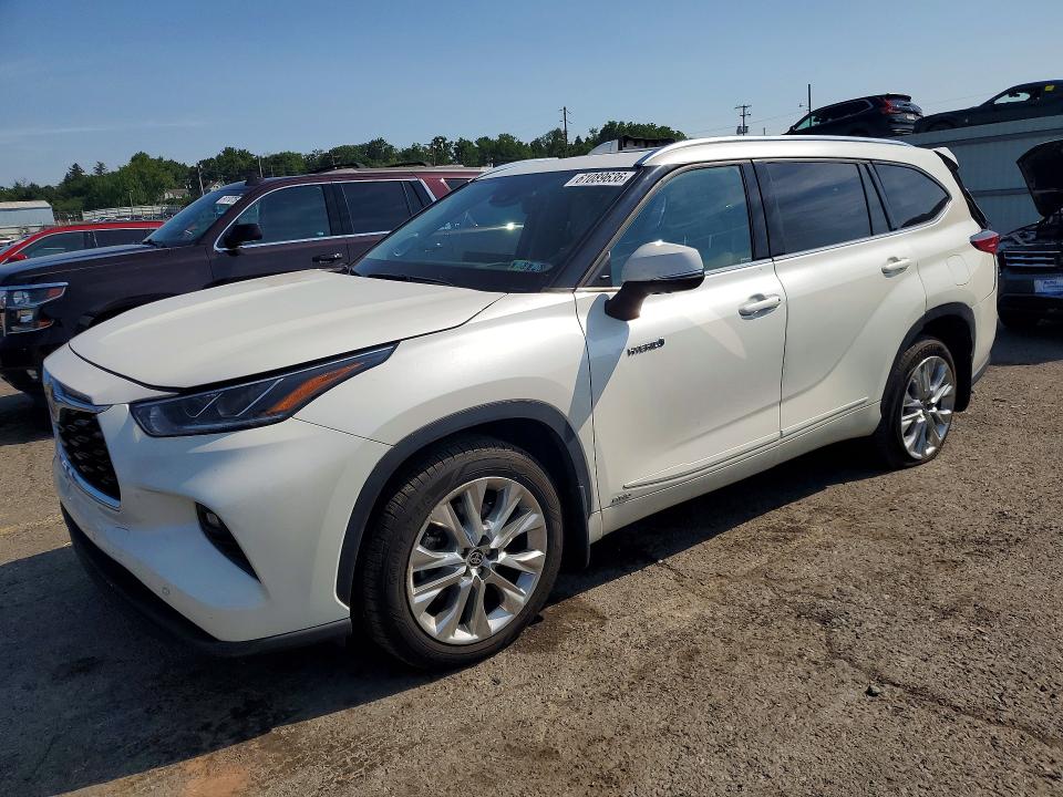 2021 Toyota VIN 5TDXBRCH7MS531164 COPART salvage auction — FRONT END, PA - CERTIFICATE OF SALVAGE, sold $3,100 on 2026-07-28 (photo 1)