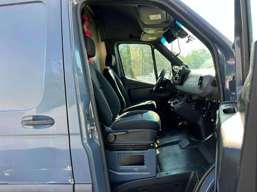 2019 Mercedes-benz Sprinter VIN WD4PF1CDXKP134242 COPART salvage auction — MINOR DENT/SCRATCHES, Pa - Cert Of Title, sold $14,400 on 2026-08-31 (photo 7)