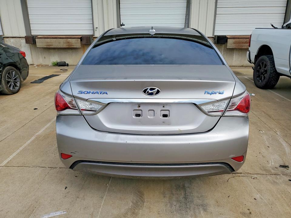 2012 Hyundai Sonata VIN KMHEC4A42CA041908 COPART salvage auction — WATER/FLOOD, Ky - Cert Of Title-Salvage Water, sold $375 on 2026-07-20 (photo 6)