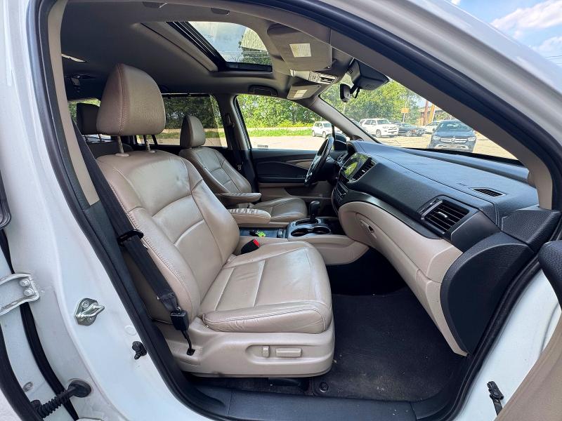 2020 Honda Pilot VIN 5FNYF6H51LB046740 COPART salvage auction — NORMAL WEAR, Wv - Certificate Of Title (P), sold $10,400 on 2026-07-29 (photo 5)