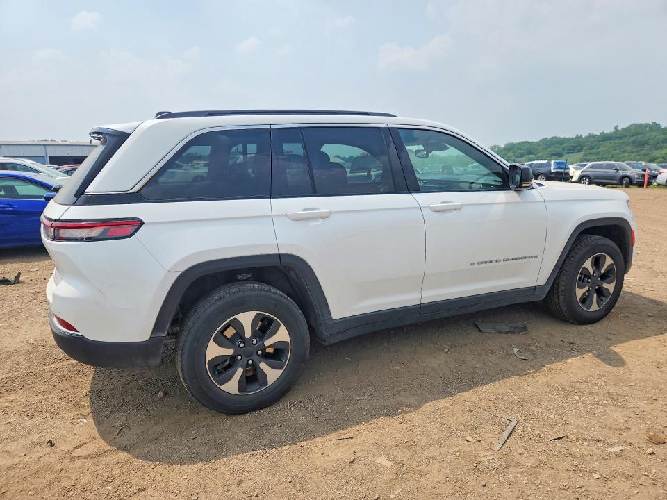 2024 Jeep Grand cherokee VIN 1C4RJYB6XRC122364 COPART salvage auction — MINOR DENT/SCRATCHES, Ia - Certificate Of Title, sold $3,700 on 2026-07-29 (photo 3)