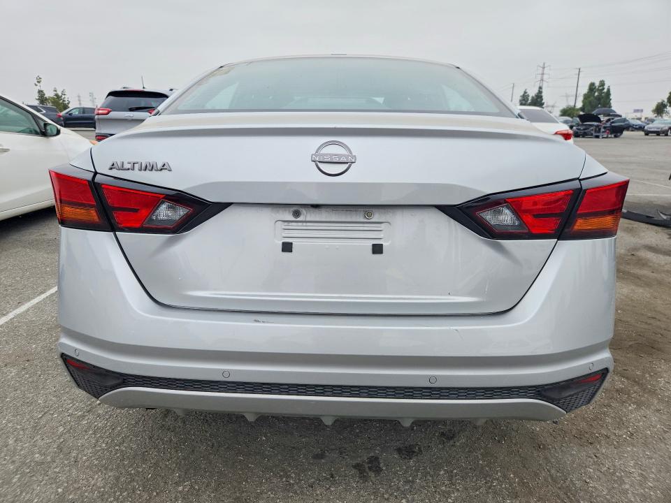 2025 Nissan Altima VIN 1N4BL4DV1SN378322 COPART salvage auction — SIDE, Al - Dis/Dlr/Exp Only Clean Title (P), sold $8,300 on 2026-07-23 (photo 6)