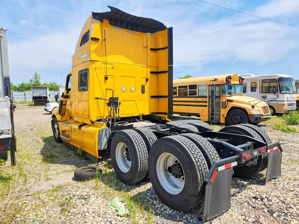 2026 International VIN 3HSDZSZR0TN243637 COPART salvage auction — SIDE, Az - Cert Of Title - Salvage, sold $50,500 on 2026-08-13 (photo 2)