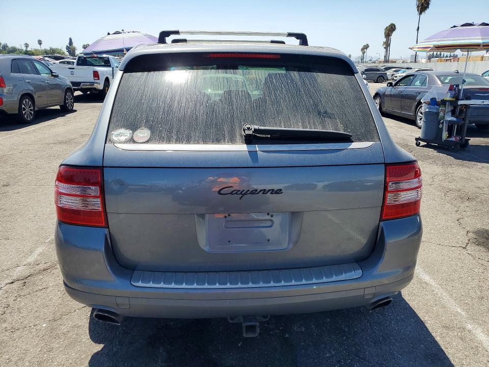 2005 Porsche Cayenne VIN WP1AA29P75LA21994 COPART salvage auction — NORMAL WEAR, CA - DIS/DLR/EXP ONLY CLEAN TITLE, sold $400 on 2026-08-07 (photo 6)