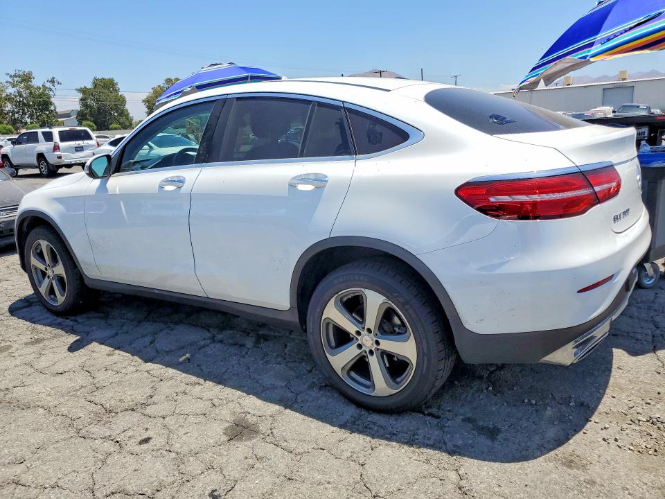 2017 Mercedes-benz Glc VIN WDC0J4KB6HF155724 COPART salvage auction — MINOR DENT/SCRATCHES, Ca - Certificate Of Title (P), sold $11,500 on 2026-07-20 (photo 2)