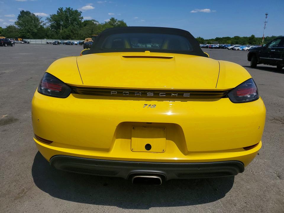 2018 Porsche Boxster VIN WP0CA2A89JS211116 COPART salvage auction — WATER/FLOOD, Nj - Cert Of Title-Salvage Flood, sold $26,700 on 2026-08-07 (photo 6)