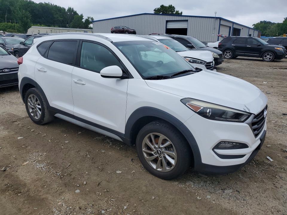 2018 Hyundai Tucson VIN KM8J33A40JU670393 COPART salvage auction — MECHANICAL, VA - CERTIFICATE OF TITLE, sold $175 on 2026-07-28 (photo 4)