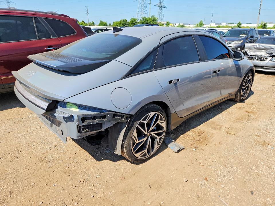 2025 Hyundai Ioniq 6 VIN KMHM34AC2SA087157 COPART salvage auction — REAR END, Il - Salvage Certificate, sold $10,900 on 2026-08-25 (photo 3)