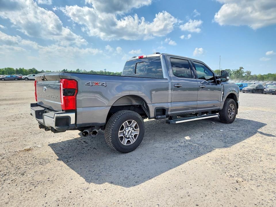 2025 Ford F250 VIN 1FT8W2BT4SEC47337 COPART salvage auction — FRONT END, Fl - Cert Of Title Slvg Rebuildable, sold $33,000 on 2026-09-02 (photo 3)