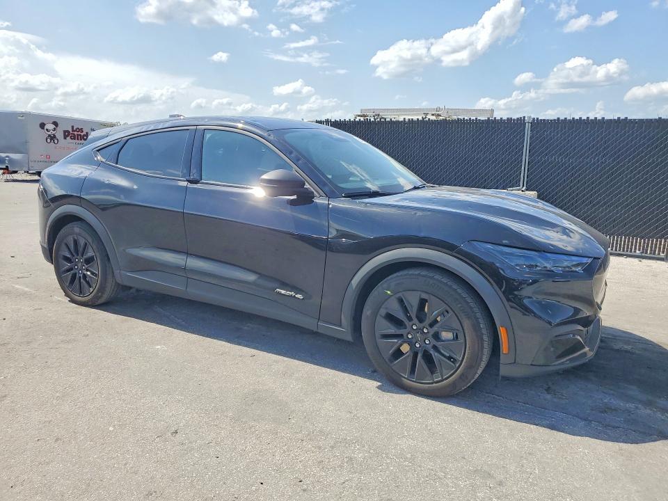 2025 Ford Mustang mach-e VIN 3FMTK1S58SMA08798 COPART salvage auction — HAIL, Fl - Cert Of Title Slvg Rebuildable, sold $14,700 on 2026-08-18 (photo 4)