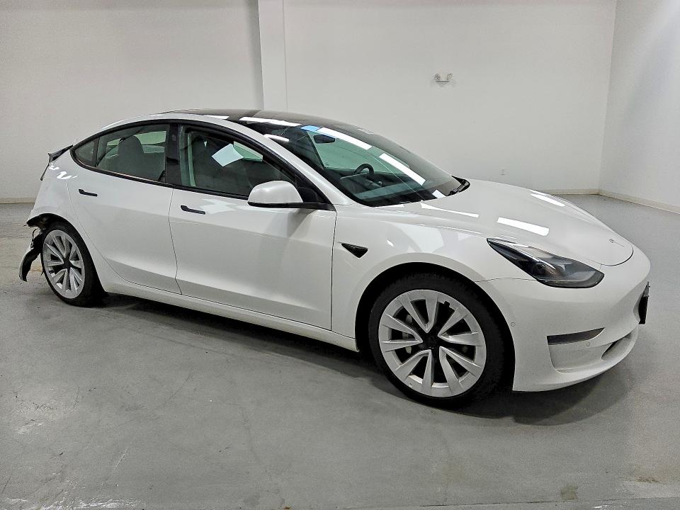 2021 Tesla Model 3 VIN 5YJ3E1EA6MF020914 COPART salvage auction — REAR END, Wv - Certificate Of Title, sold $2,200 on 2026-07-28 (photo 4)